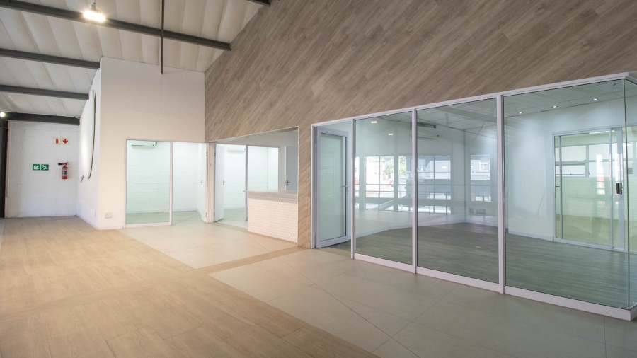 To Let Commercial Property for Rent in Woodstock Western Cape